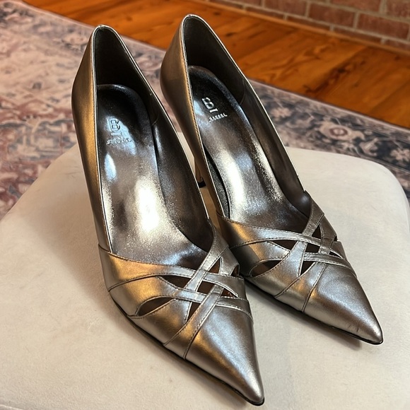 BAKERS Pewter Leather Pointy Toe Stiletto High Heel Shoes - Picture 5 of 5